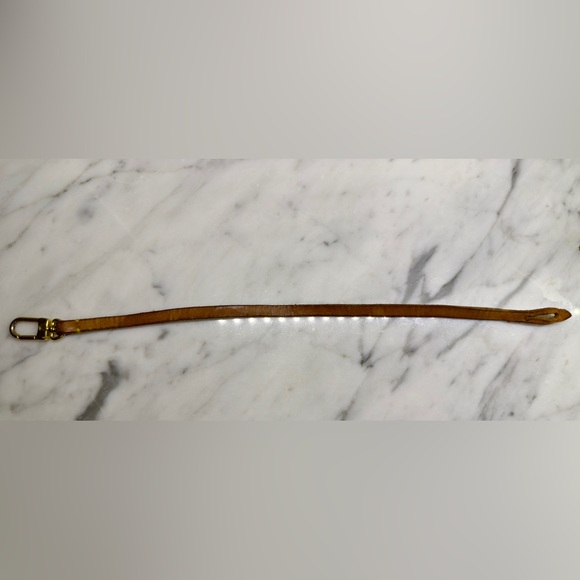 Authentic Louis Vuitton Monogram Pochette! - Picture 7 of 8